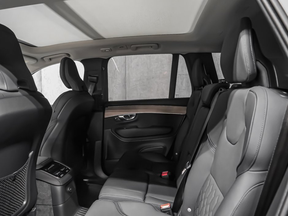 Volvo XC90 Plug-in hybrid Plus 7-Seater (Bright Theme) 2026-12