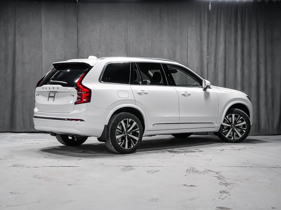 Volvo XC90 Plug-in hybrid Core 7-Seater (Bright Theme) 2026-3