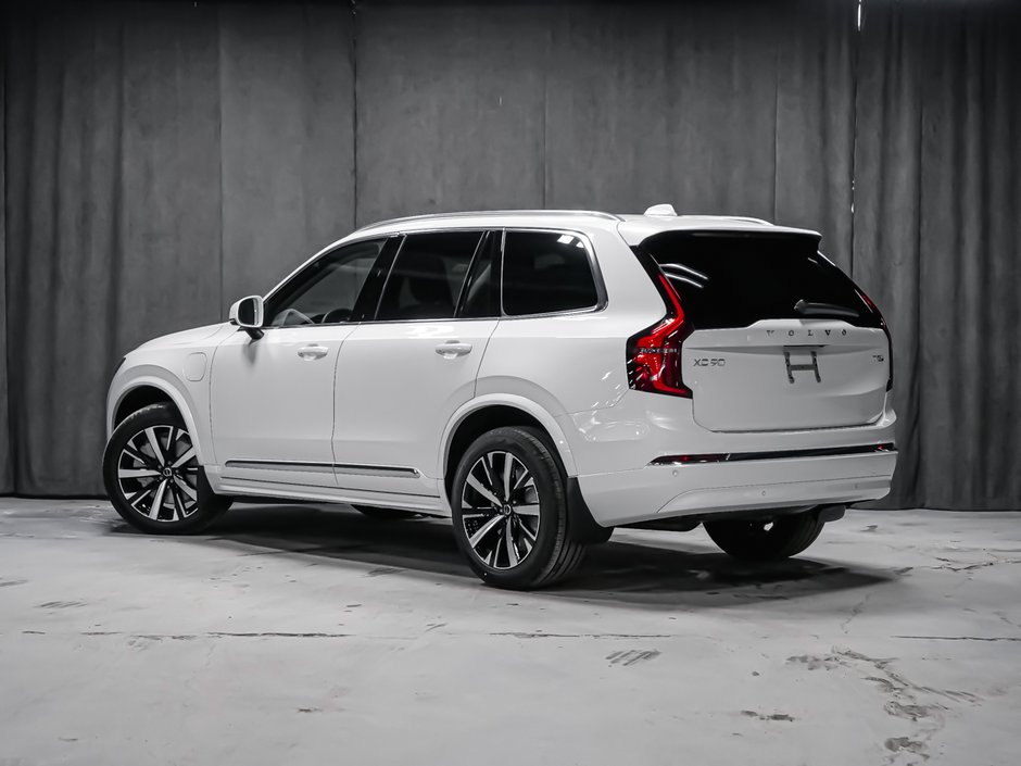 Volvo XC90 Plug-in hybrid Core 7-Seater (Bright Theme) 2026-4