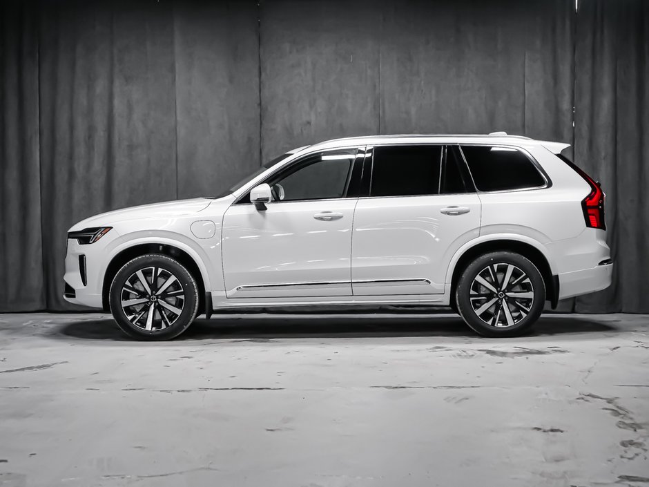 Volvo XC90 Plug-in hybrid Core 7-Seater (Bright Theme) 2026-2