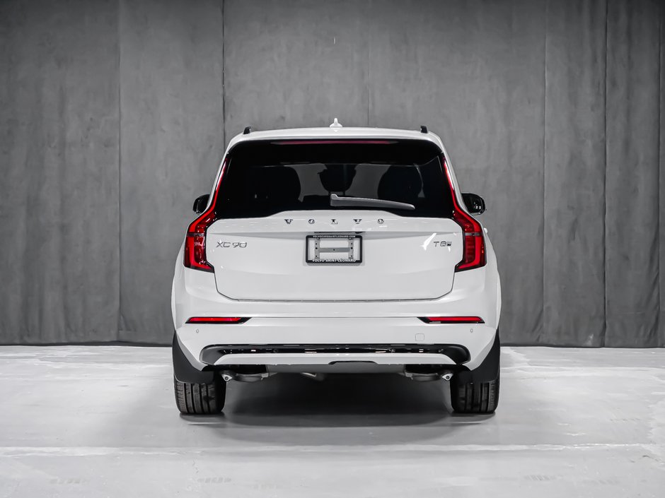 2026 Volvo XC90 Plug-in hybrid Ultra 7-Seater (Dark Theme)-4