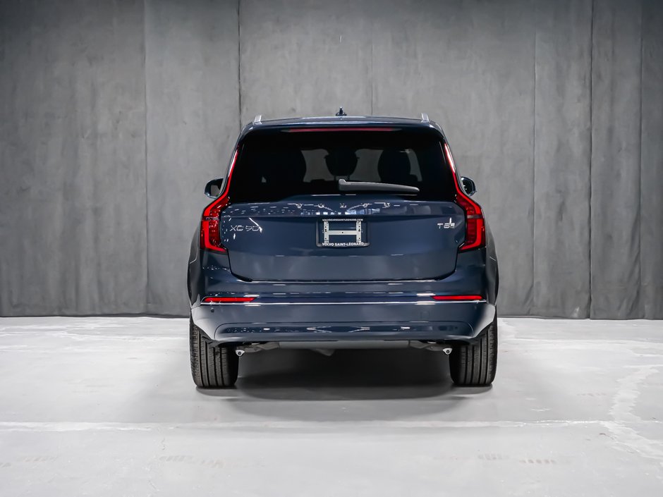 2026 Volvo XC90 Plug-in hybrid Core 7-Seater (Bright Theme)-5