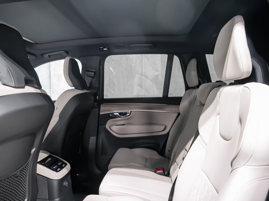 2026 Volvo XC90 Plug-in hybrid Core 7-Seater (Bright Theme)-11