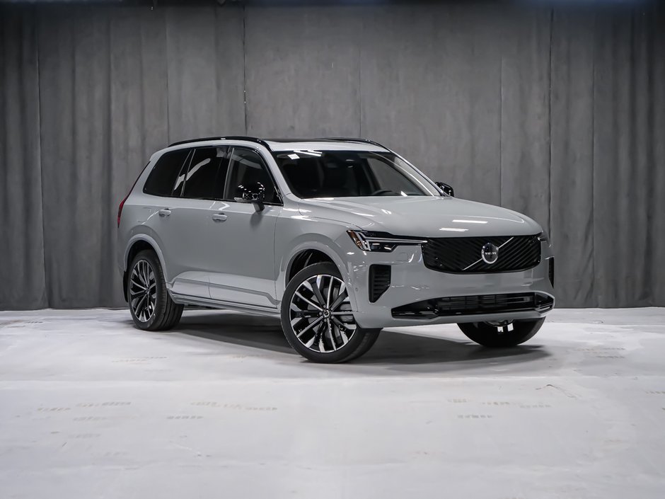 2026 Volvo XC90 Plug-in hybrid Ultra 7-Seater (Dark Theme)-1