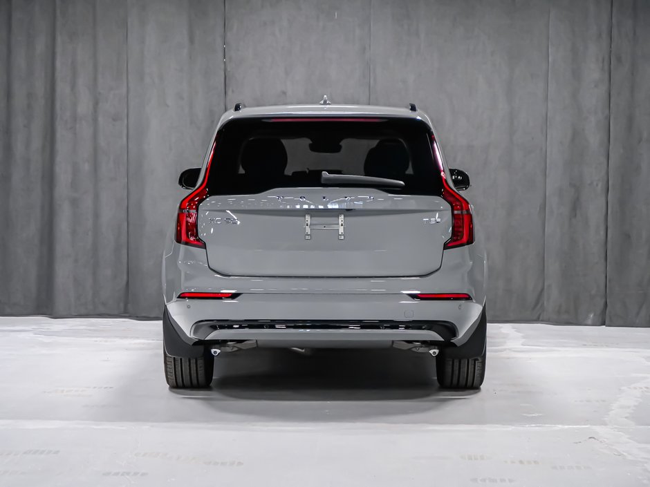 2026 Volvo XC90 Plug-in hybrid Ultra 7-Seater (Dark Theme)-4