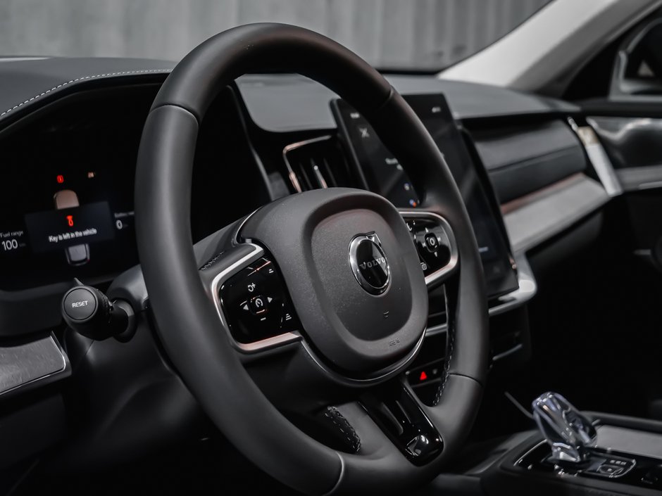 Volvo XC90 Plug-in hybrid Ultra 7-Seater (Dark Theme) 2026-7
