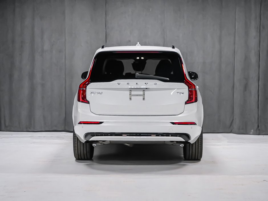 Volvo XC90 Plug-in hybrid Ultra 7-Seater (Dark Theme) 2026-4
