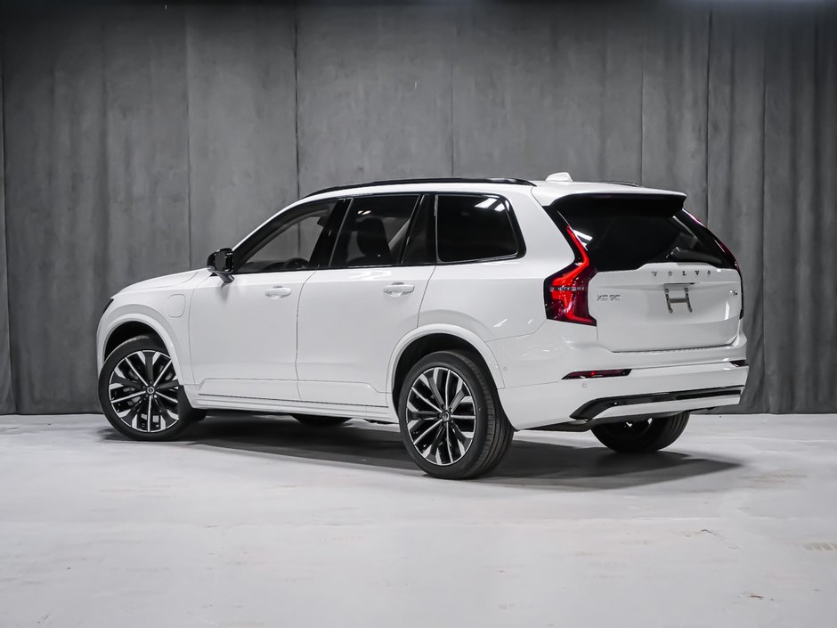 Volvo XC90 Plug-in hybrid Ultra 7-Seater (Dark Theme) 2026-3