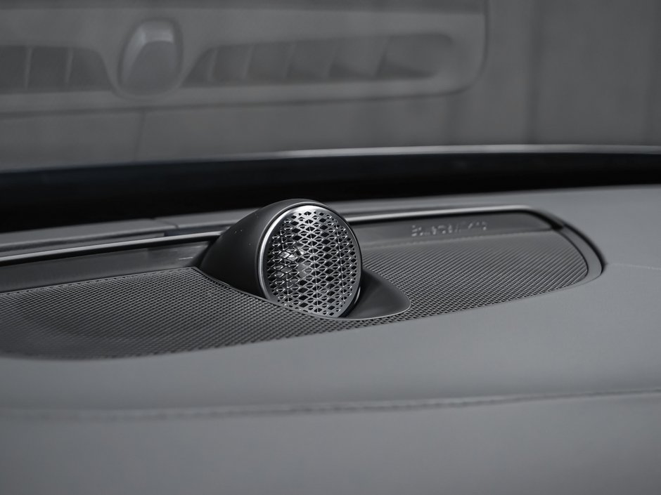 Volvo XC90 Plug-in hybrid Ultra Black Edition 7-Seater 2027-12