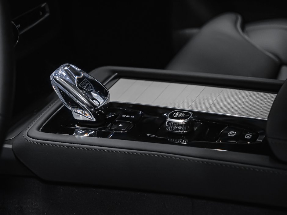 Volvo XC90 Plug-in hybrid Ultra Black Edition 7-Seater 2027-9