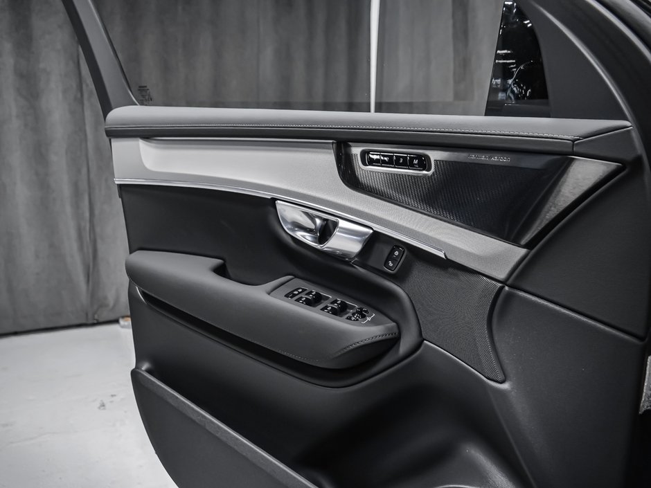 Volvo XC90 Plug-in hybrid Ultra Black Edition 7-Seater 2027-8