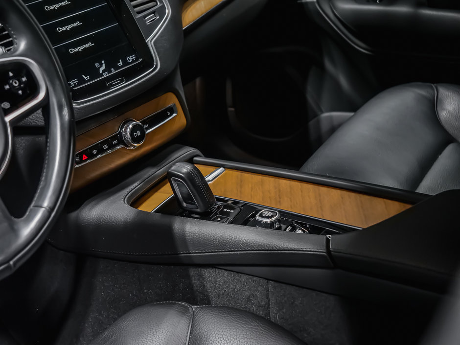 2021 Volvo XC90 Recharge T8 INSCRIPTION EXPRESSION CLIMATE-8