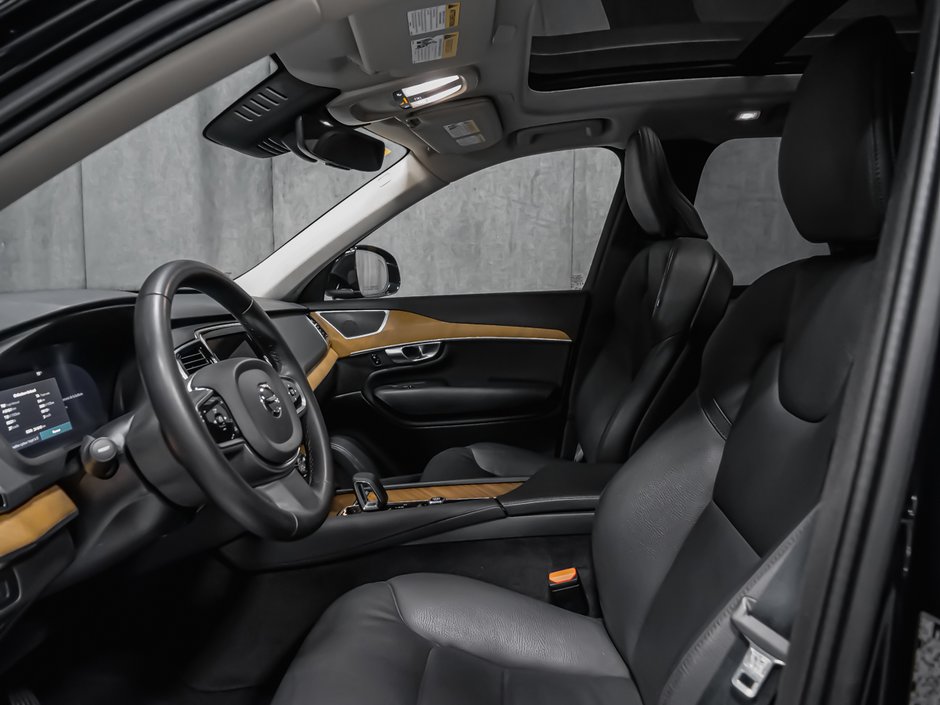 2024 Volvo XC90 Recharge PLUS BRIGHT THEME T8 AWD PLUG-IN HYBRID-11