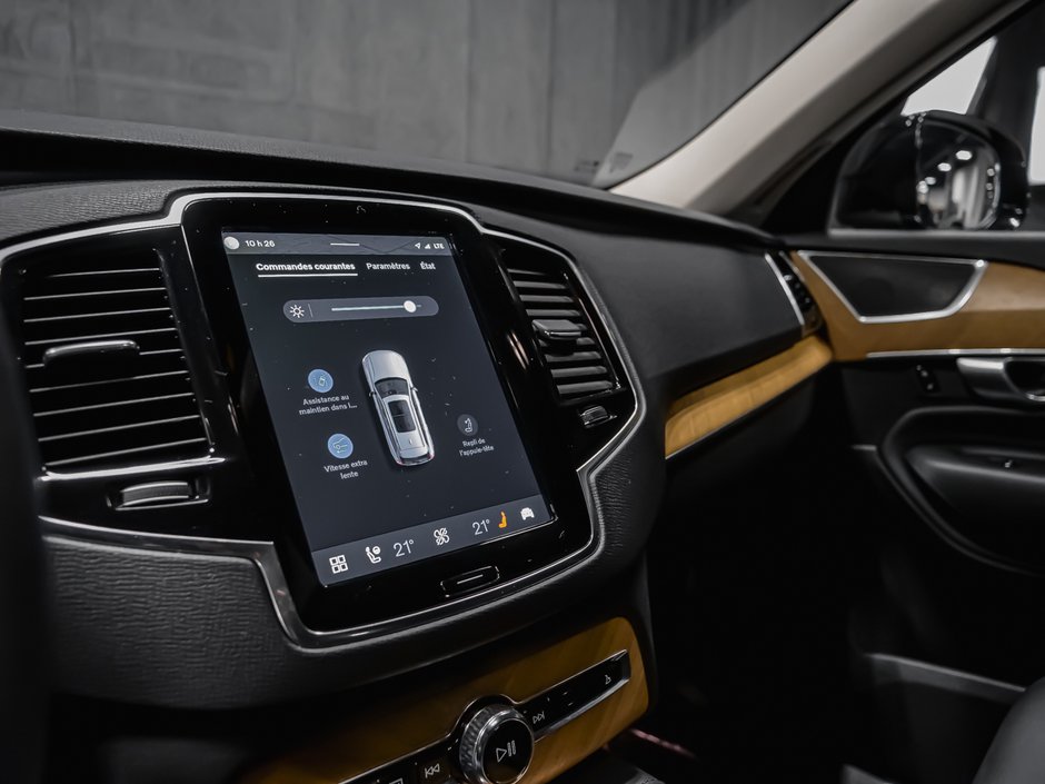 2024 Volvo XC90 Recharge PLUS BRIGHT THEME T8 AWD PLUG-IN HYBRID-10