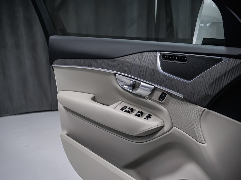 2024 Volvo XC90 Recharge T8 CORE BRIGHT CLIMATE-8