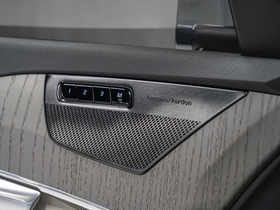 Volvo XC90 Recharge T8 PLUS BRIGHT 2024-9