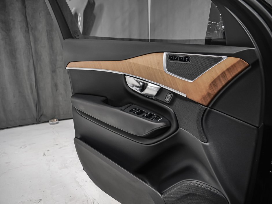 2024 Volvo XC90 Recharge T8 PLUS BRIGHT ATTELAGE RETRACTABLE ASSIST. PILOT-9