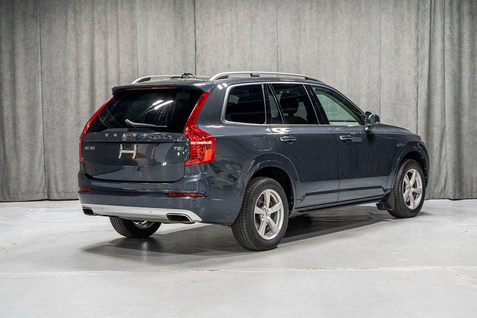 Volvo XC90 T5 MOMENTUM 2017-6