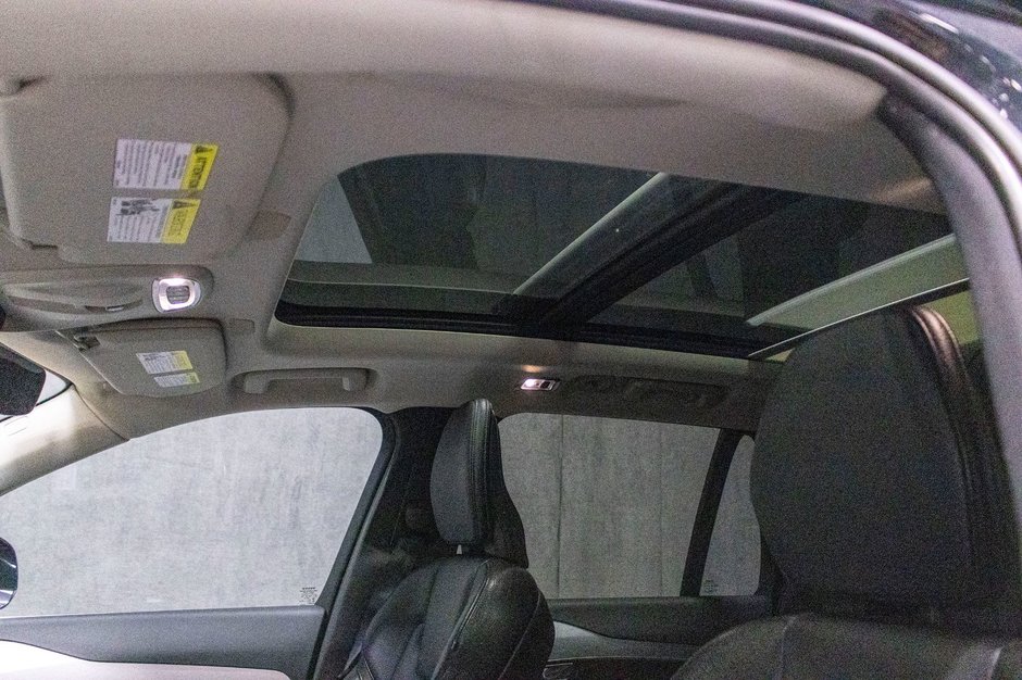 Volvo XC90 T6 MOMENTUM 2019-27