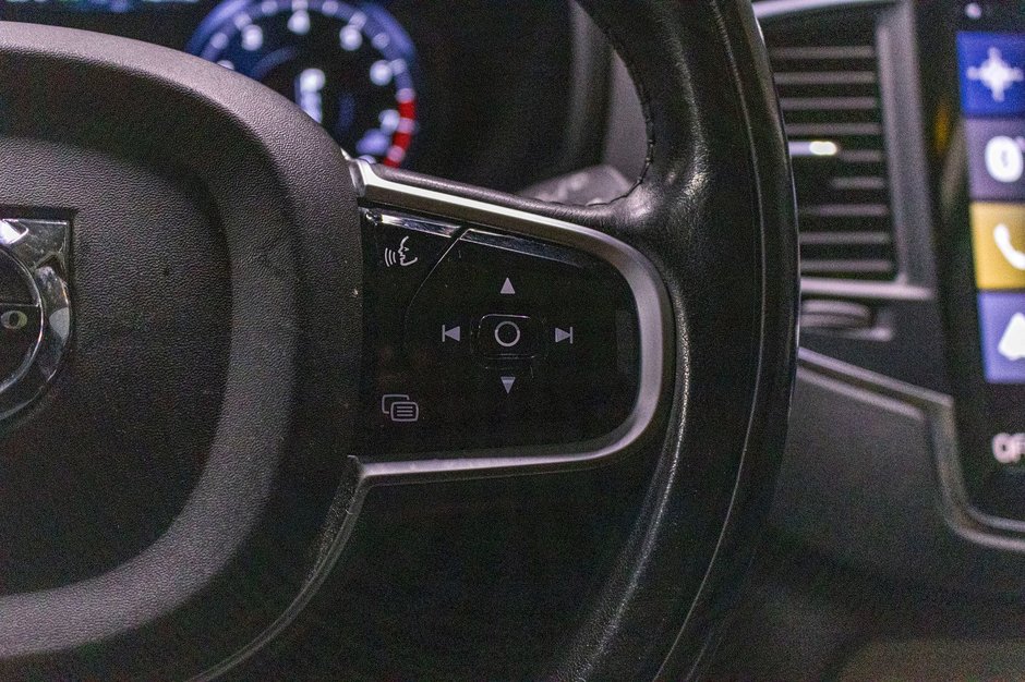 Volvo XC90 T6 MOMENTUM 2019-12