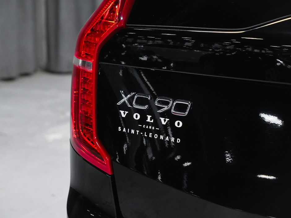 2020 Volvo XC90 T8 MOMENTUM PLUS-9