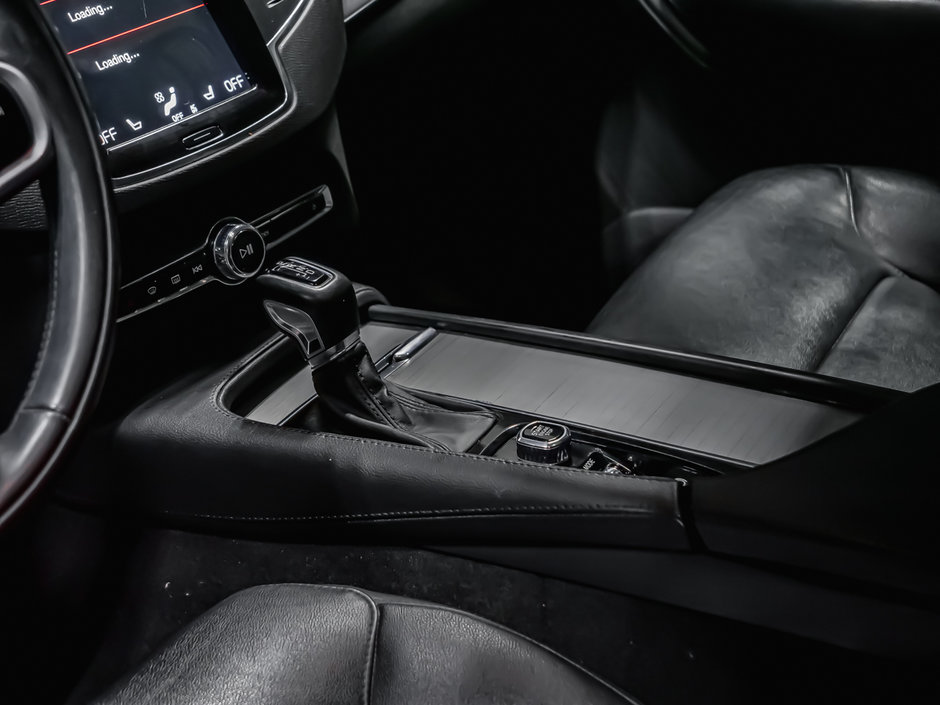Volvo XC90 T6 MOMENTUM CLIMATE 2021-10