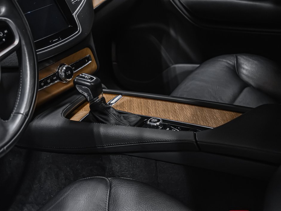Volvo XC90 T6 MOMENTUM CLIMAT HARMAN KARDON 7 PLACES 2021-6