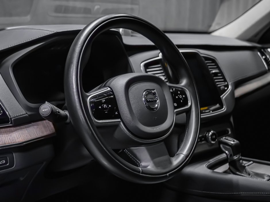 2022 Volvo XC90 T6 INSCRIPTION ADVANCED CLIMATE-8