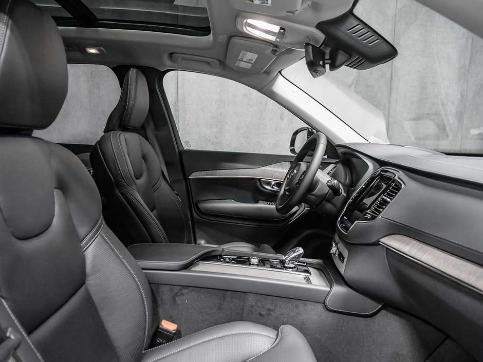 Volvo XC90 B6 ULTIMATE DARK 2023-21