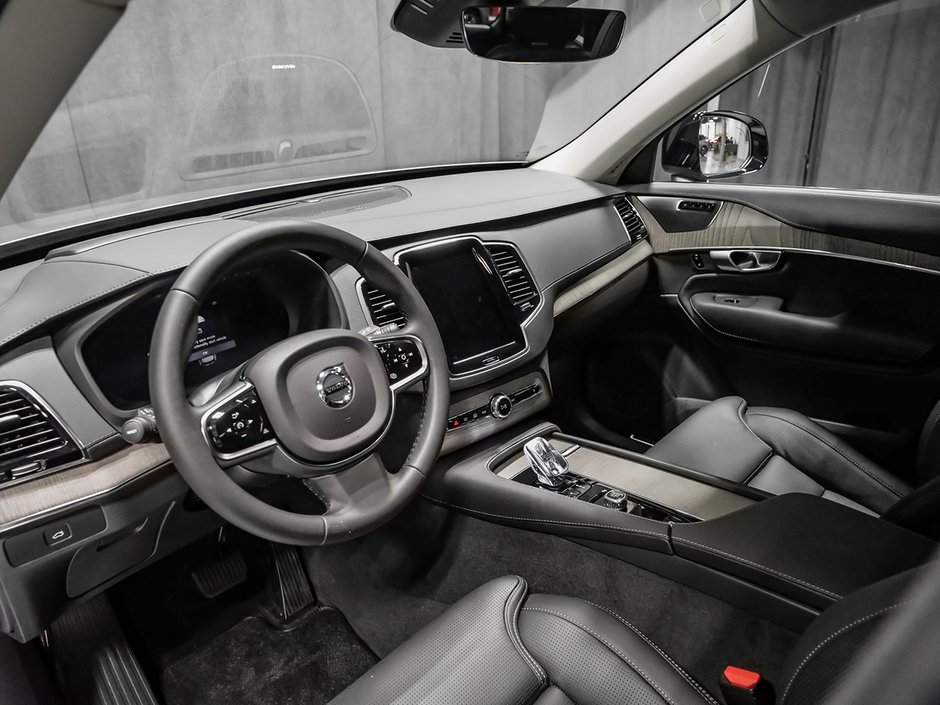 Volvo XC90 B6 ULTIMATE DARK 2023-11