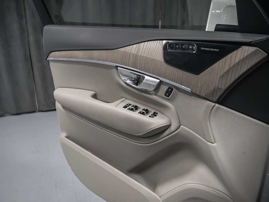 2024 Volvo XC90 B6 ULTIMATE BRIGHT-10