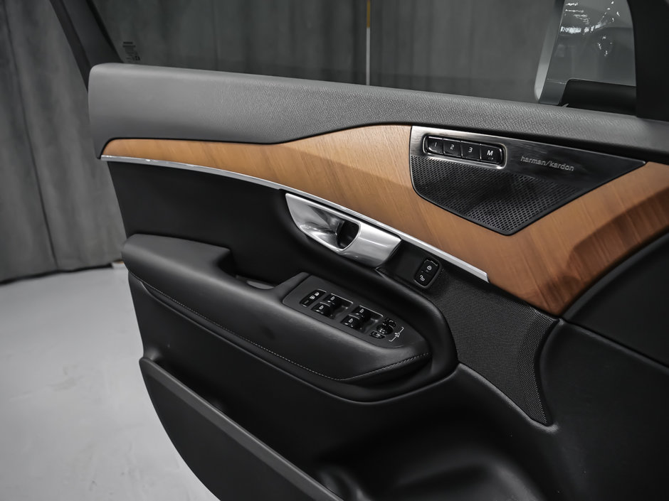 2024 Volvo XC90 B6 PLUS BRIGHT-10