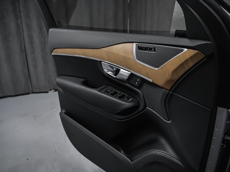 2024 Volvo XC90 B6 CORE BRIGHT CLIMATE-9