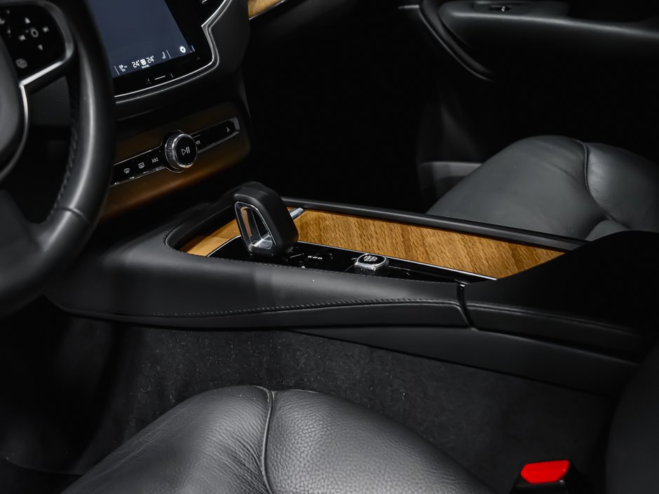 2024 Volvo XC90 B6 PLUS BRIGHT-7