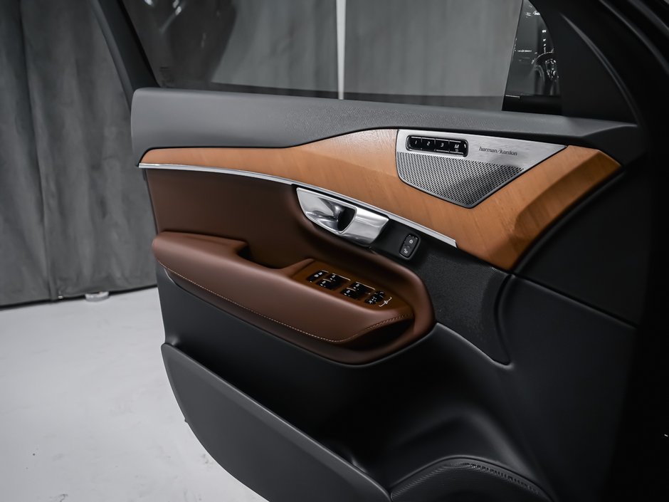 Volvo XC90 B6 PLUS BRIGHT HARMAN KARDON 2024-8