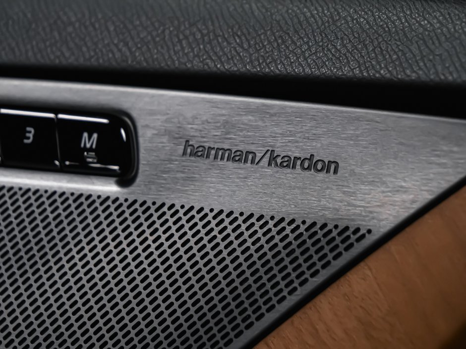 Volvo XC90 B6 PLUS BRIGHT HARMAN KARDON 2024-9
