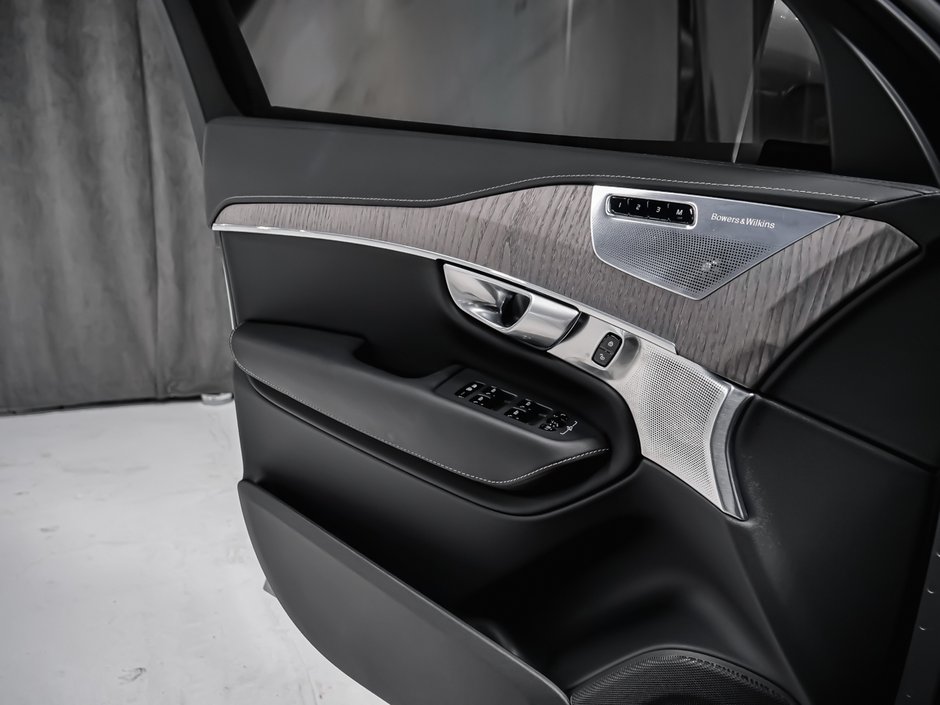2024 Volvo XC90 B6 ULTIMATE BRIGHT BOWERS & WILKINS-9