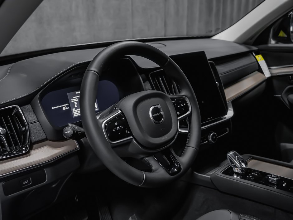 2026 Volvo XC90 Plus 7-Seater (Dark Theme)-8