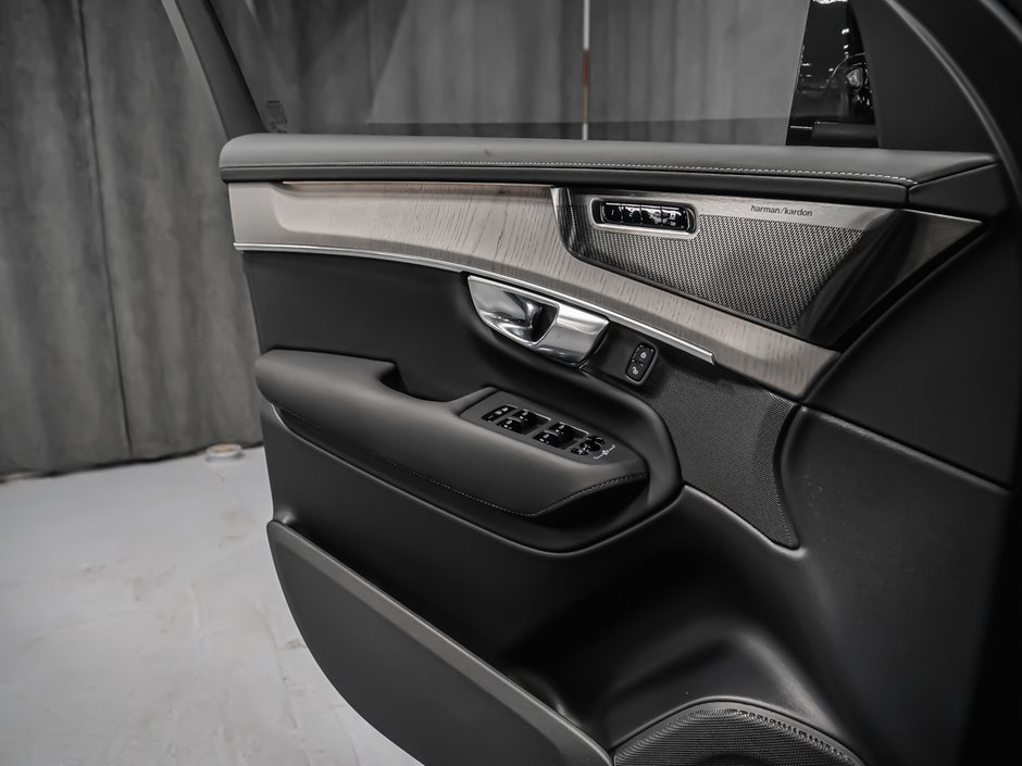 2026 Volvo XC90 Ultra 6-Seater (Bright Theme)-9