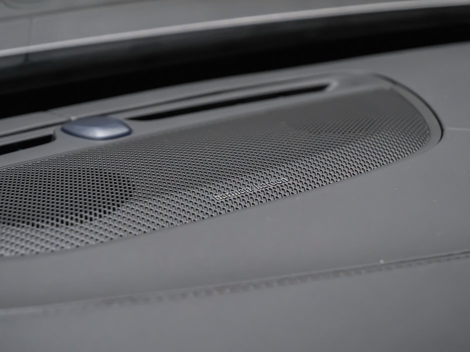 2026 Volvo XC90 Plus 7-Seater (Dark Theme)-11