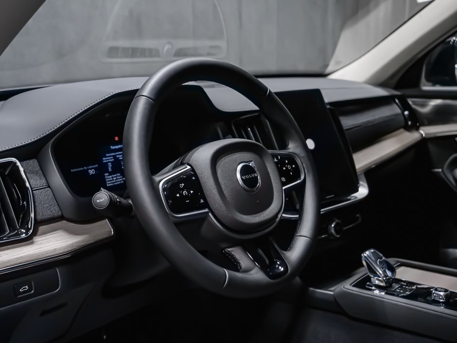 2026 Volvo XC90 Plus 7-Seater (Dark Theme)-8