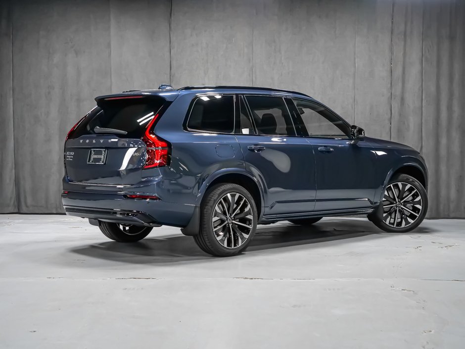 2026 Volvo XC90 Plus 7-Seater (Dark Theme)-4