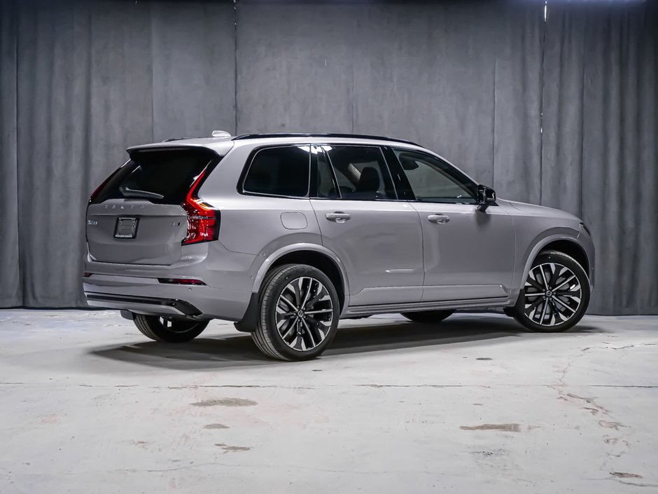 2026 Volvo XC90 Ultra 7-Seater (Dark Theme)-3