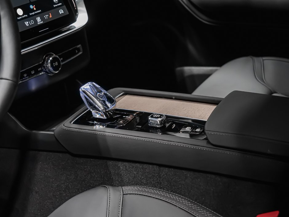 2026 Volvo XC90 Plus Bright Theme-7