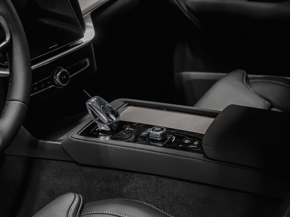 Volvo XC90 Ultra 7-Seater (Dark Theme) 2026-6