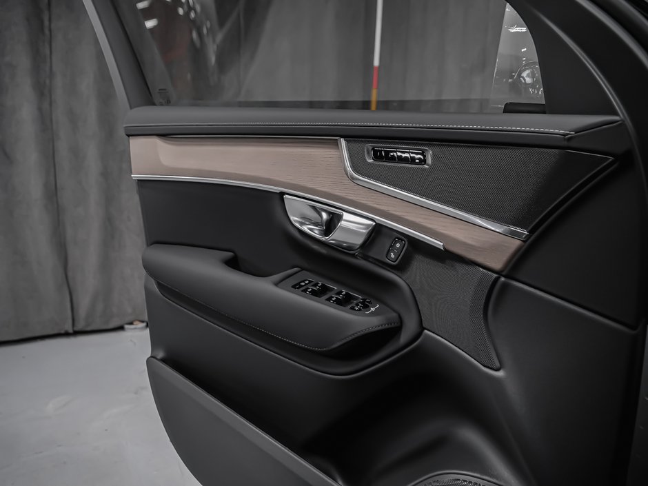 2026 Volvo XC90 Core 7-Seater (Bright Theme)-8