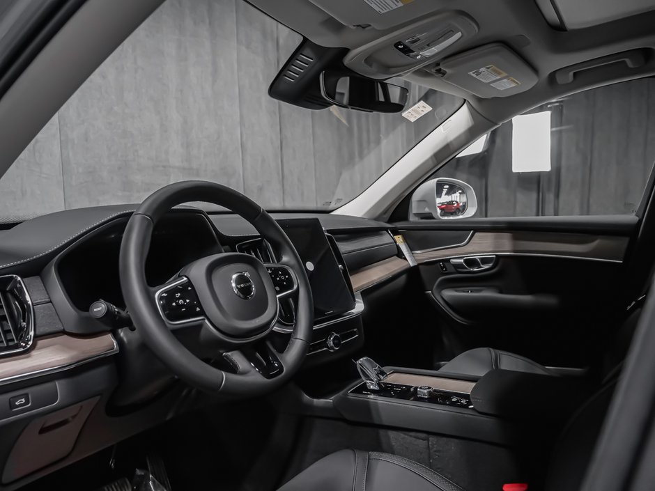 2026 Volvo XC90 Core 7-Seater (Bright Theme)-5