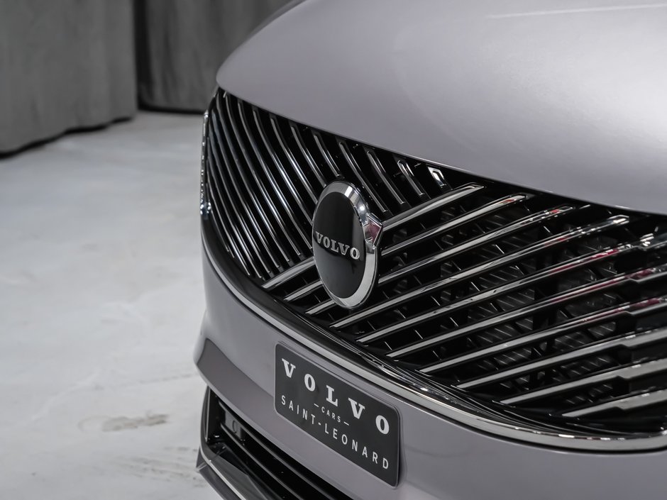 2026 Volvo XC90 B6 CORE BRIGHT-12