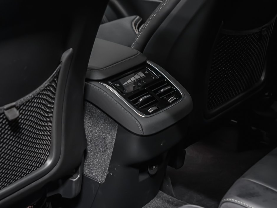 Volvo XC90 B6 ULTRA BRIGHT 2026-13