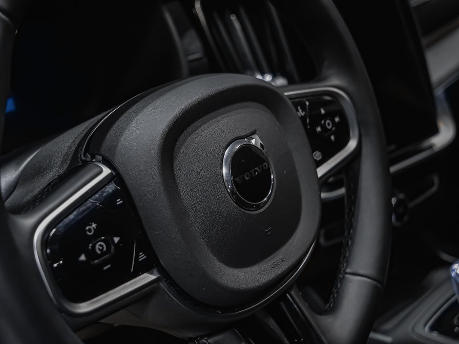 2026 Volvo XC90 Ultra Dark Theme-8